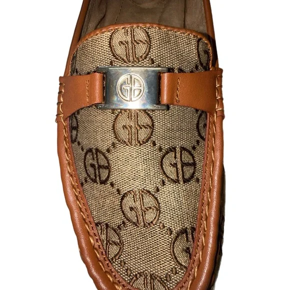 Giani Bernini - Logo Loafers Women’s Size 10M - Monogram Slip‑On Comfort Flats - Picture 6 of 13